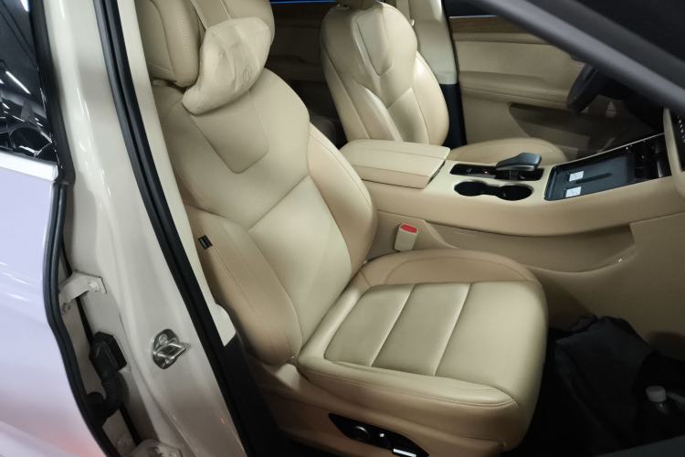 Used Hima AITO M5 2022 Pure Electric Rear-Drive Standard Edition Right Front Seat