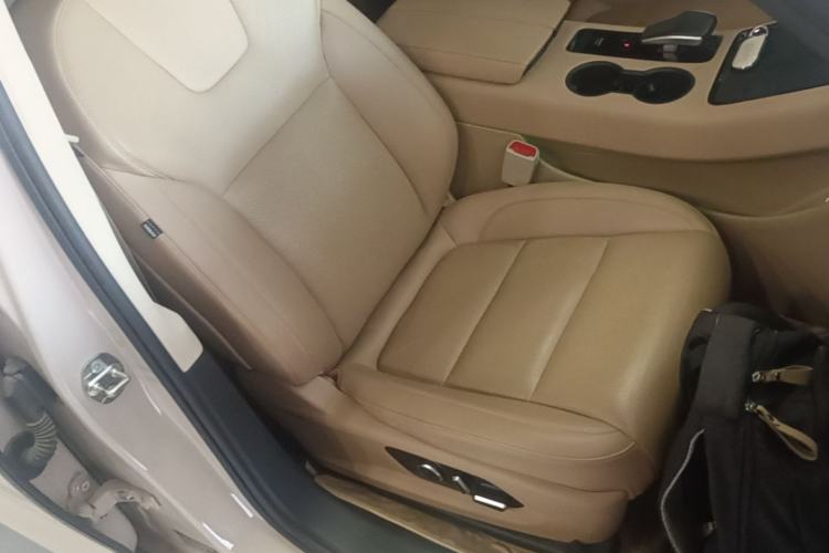 Used Hima AITO M5 2022 Pure Electric Rear-Drive Standard Edition Right Front Seat