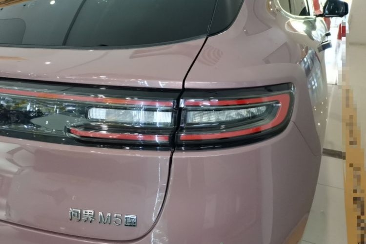 Used Hima AITO M5 2022 Pure Electric All-Wheel-Drive Performance Edition Right Rear Taillight