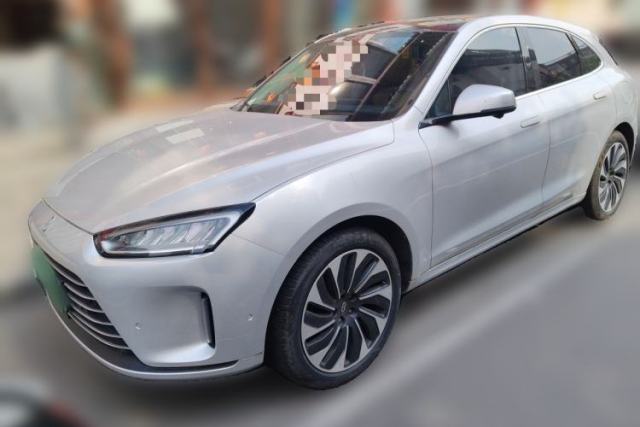 Używany Hima AITO M5 2022 Extended-Range Four-Wheel Drive Performance Version