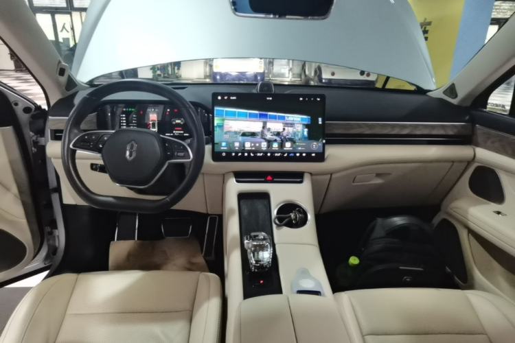 Used Hima AITO M5 2022 Extended-Range Four-Wheel Drive Performance Version Center Console