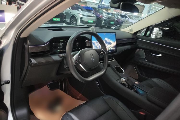 Used Hima AITO M5 2022 Extended-Range Four-Wheel Drive Performance Version Center Console