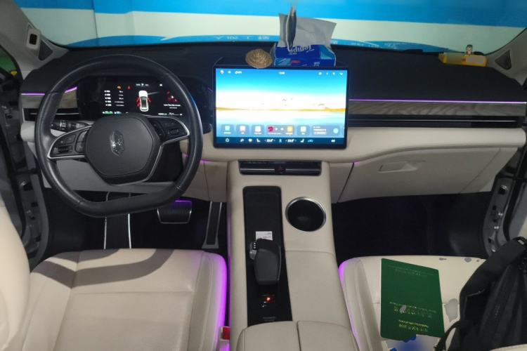Used Hima AITO M5 2022 Extended-Range Four-Wheel Drive Flagship Edition Center Console