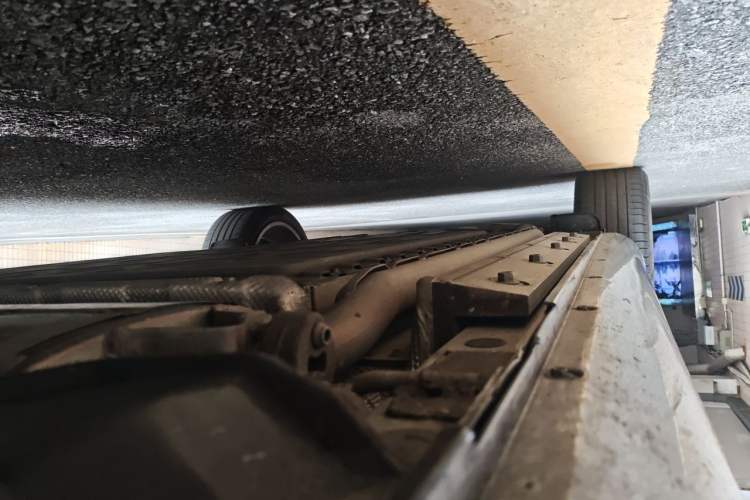 Used Hima AITO M5 2022 Range-Extended Rear-Drive Standard Version Chassis Front Right