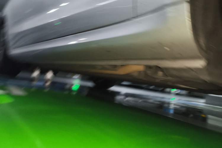 Used Hima AITO M5 2022 Extended-Range Four-Wheel Drive Flagship Edition Chassis Front Right