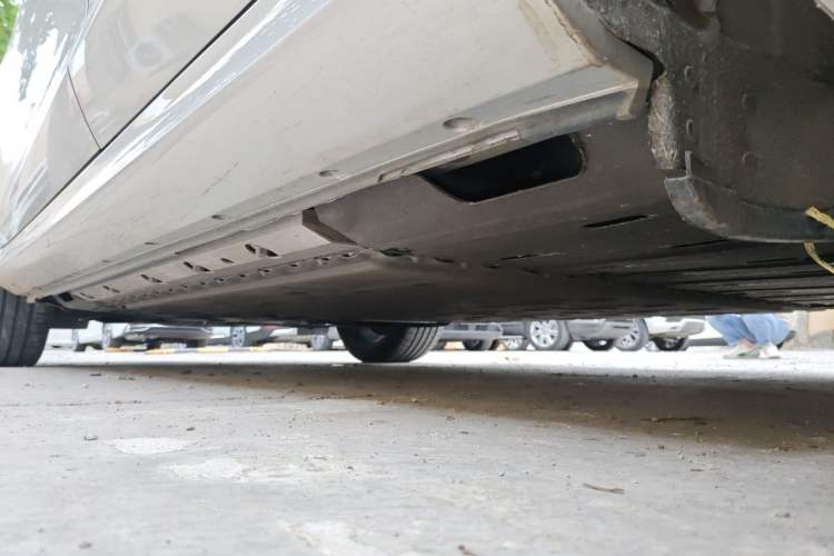 Used Hima AITO M5 2022 Extended-Range Four-Wheel Drive Performance Version Chassis Rear Left