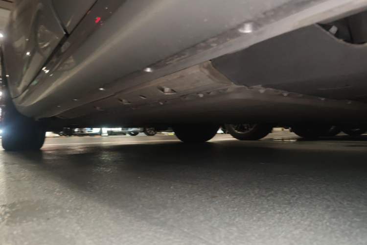 Used Hima AITO M5 2022 Extended-Range Four-Wheel Drive Performance Version Chassis Rear Left