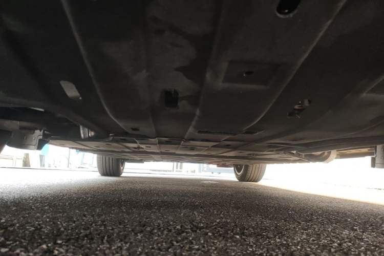 Used Hima AITO M5 2022 Range-Extended Rear-Drive Standard Version Chassis Rear