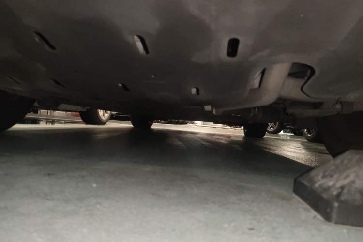 Used Hima AITO M5 2022 Extended-Range Four-Wheel Drive Performance Version Chassis Rear