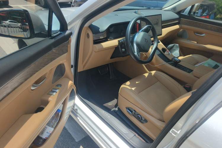 Used Hima AITO M5 2022 Range-Extended Rear-Drive Standard Version Driver Seat
