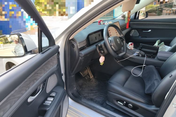 Used Hima AITO M5 2022 Range-Extended Rear-Drive Standard Version Driver Seat