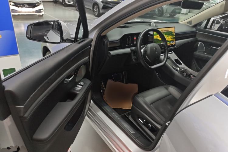 Used Hima AITO M5 2022 Extended-Range Four-Wheel Drive Ultimate Edition Driver Seat