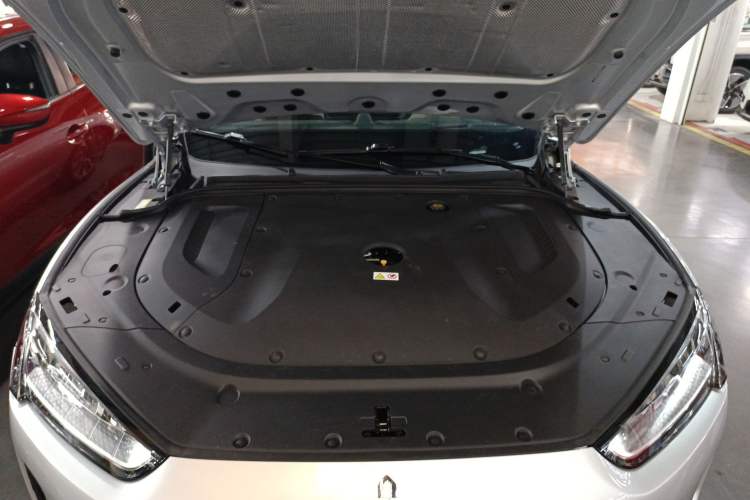 Used Hima AITO M5 2022 Extended-Range Four-Wheel Drive Ultimate Edition Engine Bay