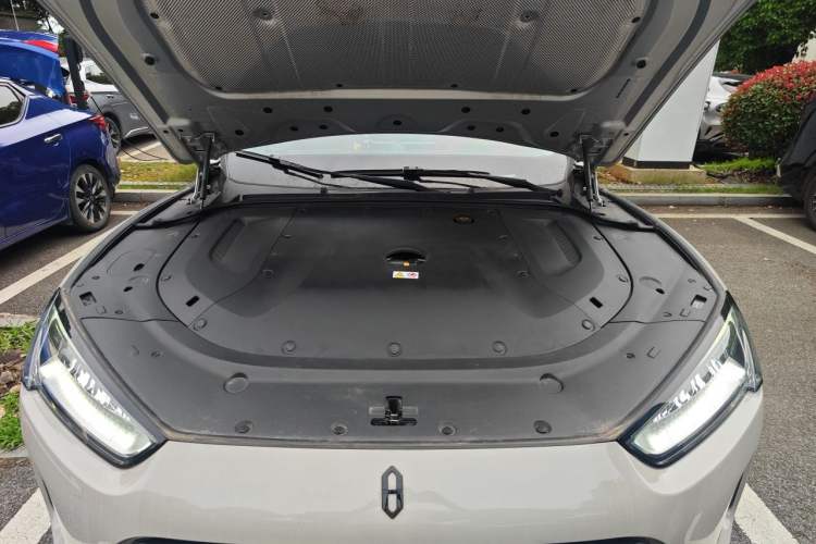 Used Hima AITO M5 2022 Extended-Range Four-Wheel Drive Ultimate Edition Engine Bay