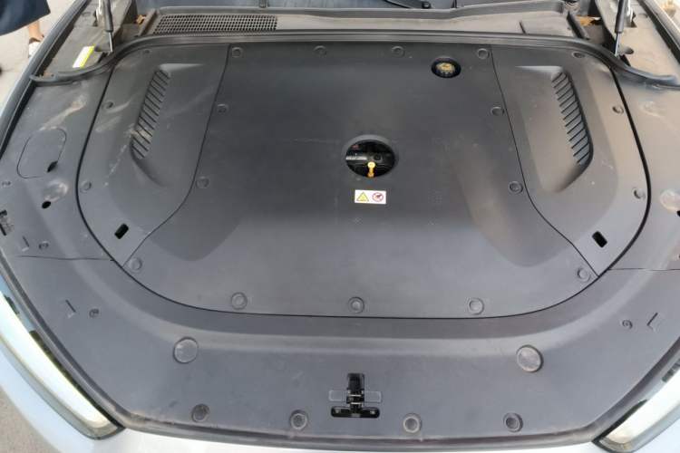 Used Hima AITO M5 2022 Range-Extended Rear-Drive Standard Version Engine Bay