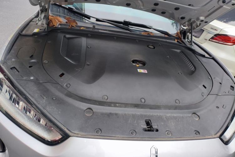 Used Hima AITO M5 2022 Extended-Range Four-Wheel Drive Performance Version Engine Bay