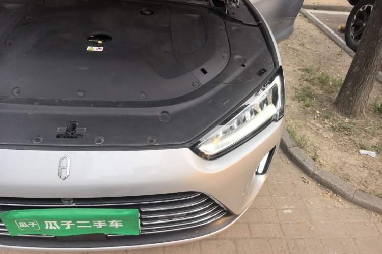 Used Hima AITO M5 2022 Extended-Range Four-Wheel Drive Performance Version Engine Bay Left