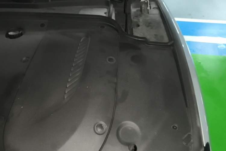 Used Hima AITO M5 2022 Extended-Range Four-Wheel Drive Flagship Edition Engine Bay Left