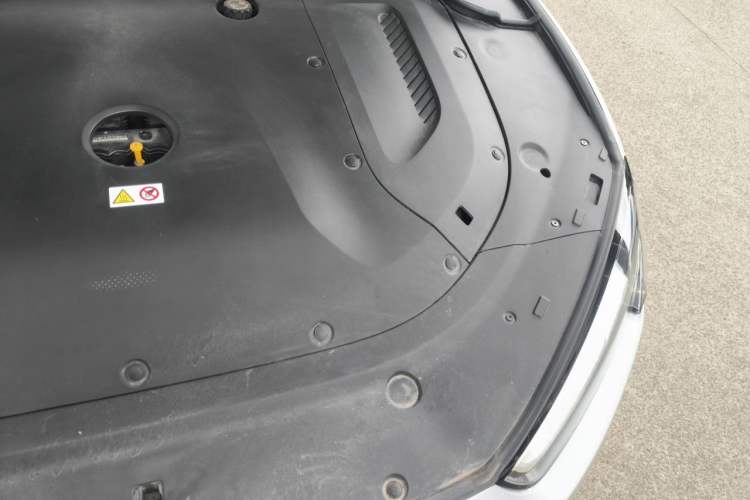 Used Hima AITO M5 2022 Range-Extended Rear-Drive Standard Version Engine Bay Left