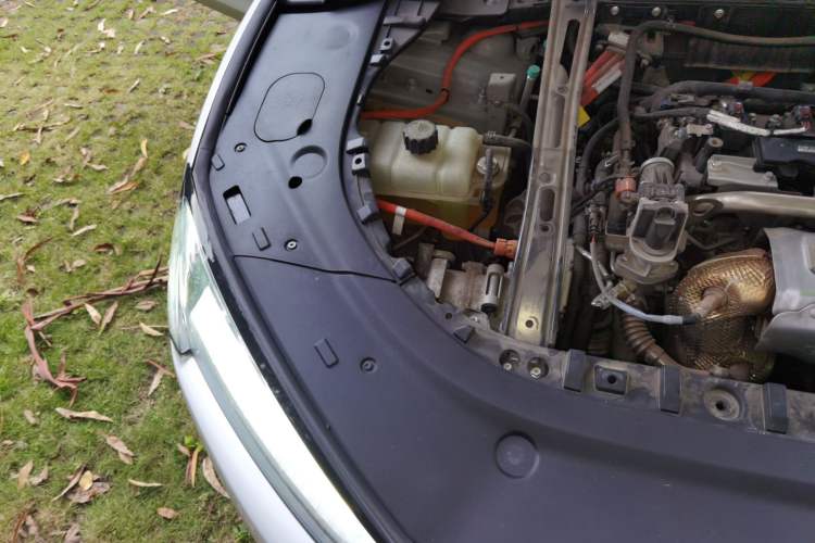 Used Hima AITO M5 2022 Extended-Range Four-Wheel Drive Ultimate Edition Engine Bay Right