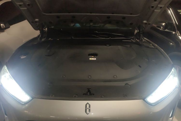 Used Hima AITO M5 2022 Extended-Range Four-Wheel Drive Performance Version Engine Bay