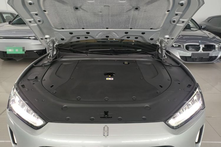 Used Hima AITO M5 2022 Extended-Range Four-Wheel Drive Ultimate Edition Engine Bay