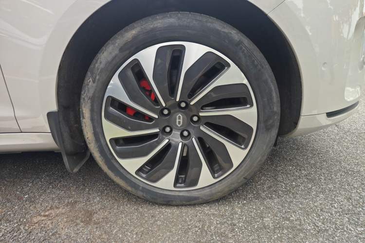 Used Hima AITO M5 2022 Extended-Range Four-Wheel Drive Ultimate Edition Exterior 7