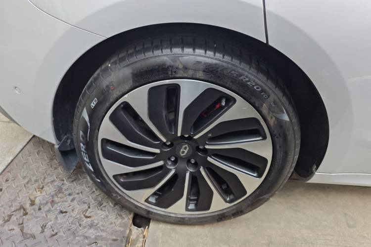 Used Hima AITO M5 2022 Extended-Range Four-Wheel Drive Performance Version Exterior 8