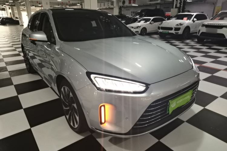 Used Hima AITO M5 2022 Extended-Range Four-Wheel Drive Performance Version Front Right 45 Deg