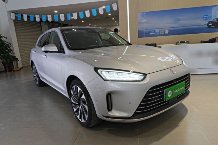 Used Hima AITO M5 2022 Extended-Range Four-Wheel Drive Performance Version Front Right 45 Deg