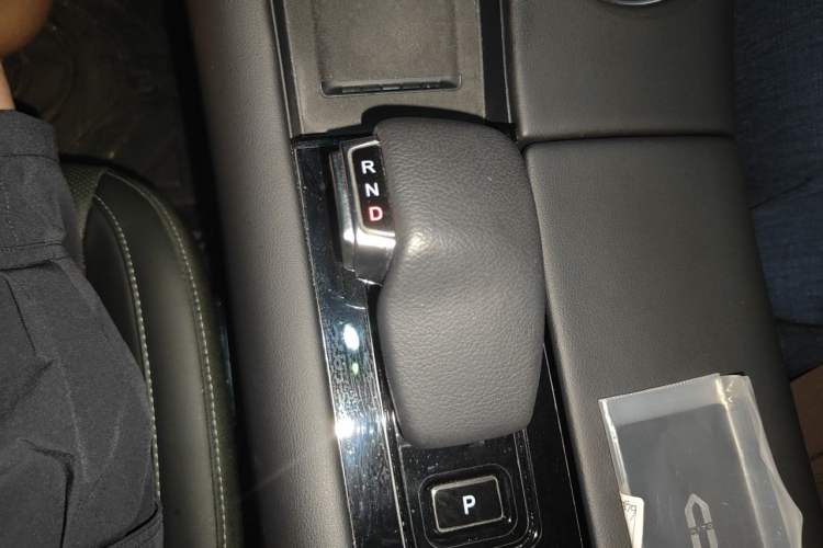 Used Hima AITO M5 2022 Range-Extended Rear-Drive Standard Version Gear Lever