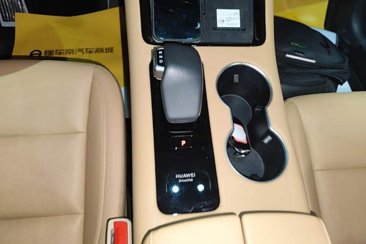 Used Hima AITO M5 2022 Pure Electric Rear-Drive Standard Edition Gear Lever