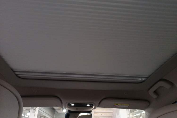 Used Hima AITO M5 2022 Extended-Range Four-Wheel Drive Ultimate Edition Headliner