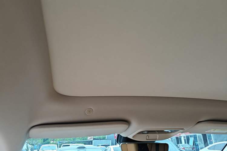 Used Hima AITO M5 2022 Extended-Range Four-Wheel Drive Ultimate Edition Headliner