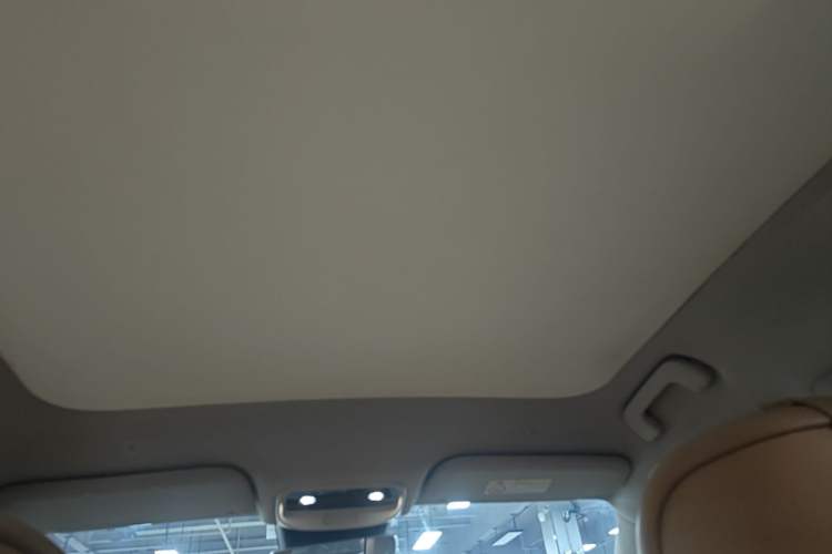 Used Hima AITO M5 2022 Range-Extended Rear-Drive Standard Version Headliner