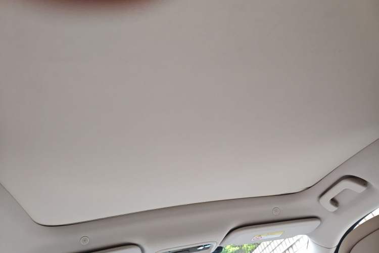 Used Hima AITO M5 2022 Range-Extended Rear-Drive Standard Version Headliner