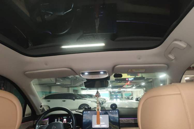 Used Hima AITO M5 2022 Extended-Range Four-Wheel Drive Performance Version Headliner