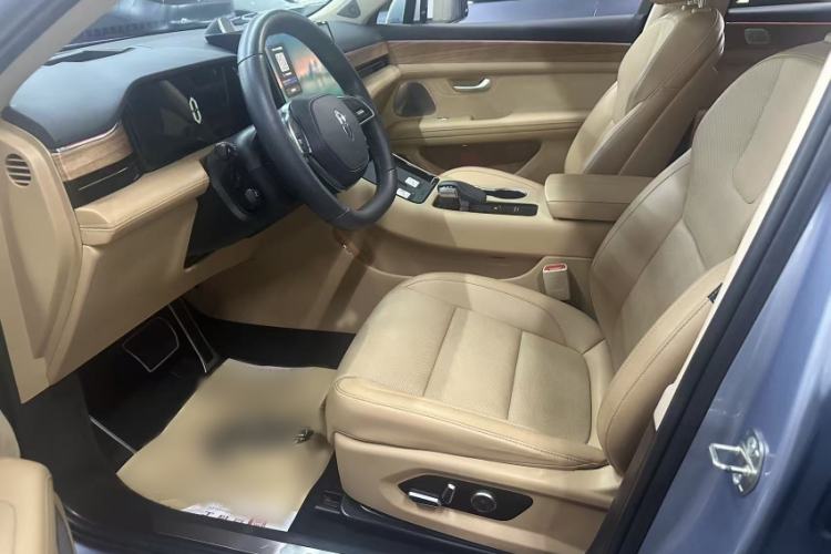Used Hima AITO M5 2022 Pure Electric Rear-Drive Standard Edition Interior 4