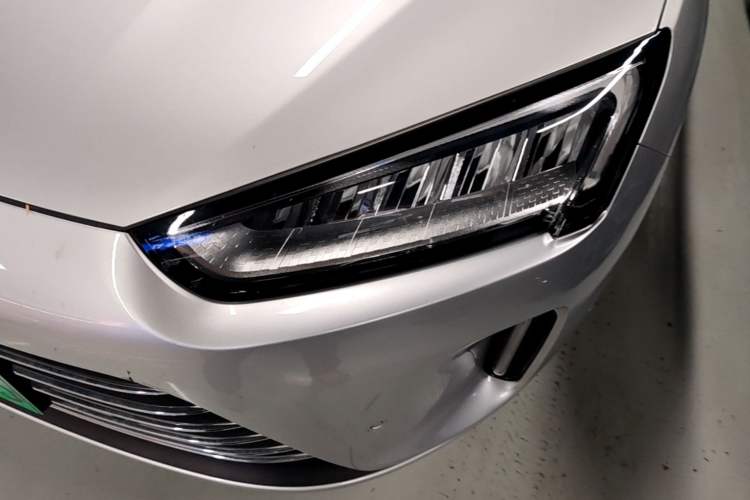 Used Hima AITO M5 2022 Extended-Range Four-Wheel Drive Flagship Edition Left Front Headlight