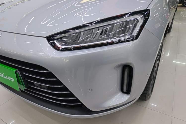 Used Hima AITO M5 2022 Extended-Range Four-Wheel Drive Ultimate Edition Left Front Headlight