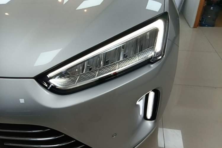 Used Hima AITO M5 2022 Range-Extended Rear-Drive Standard Version Left Front Headlight