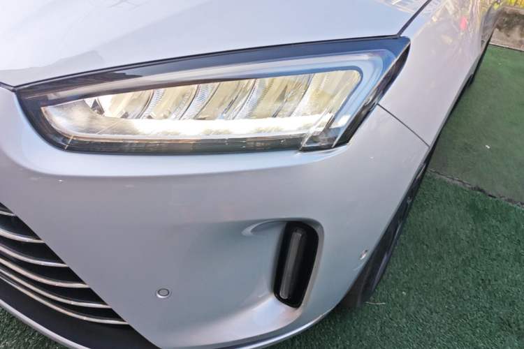 Used Hima AITO M5 2022 Extended-Range Four-Wheel Drive Performance Version Left Front Headlight