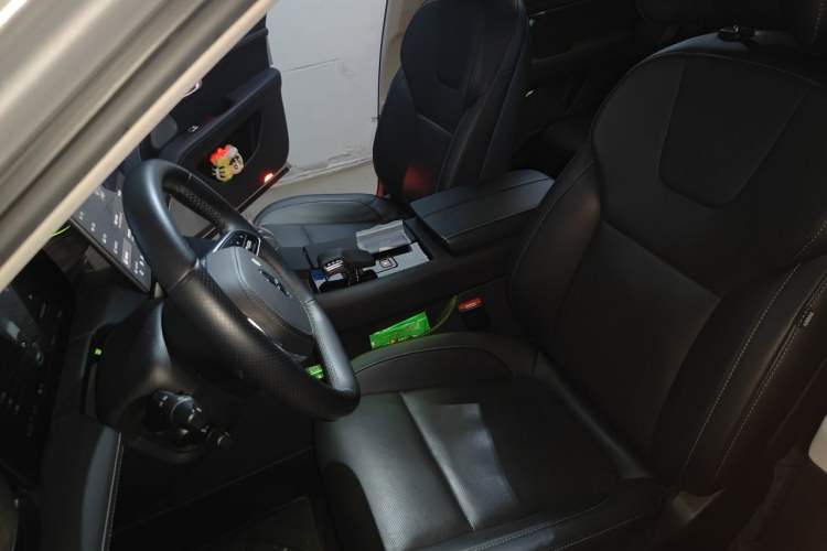 Used Hima AITO M5 2022 Range-Extended Rear-Drive Standard Version Left Front Seat