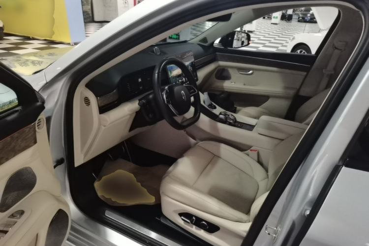 Used Hima AITO M5 2022 Extended-Range Four-Wheel Drive Performance Version Left Front Seat
