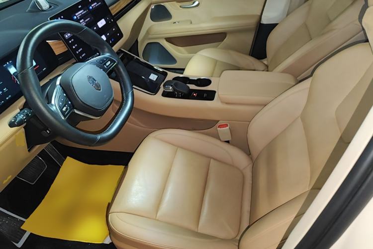 Used Hima AITO M5 2022 Pure Electric Rear-Drive Standard Edition Left Front Seat