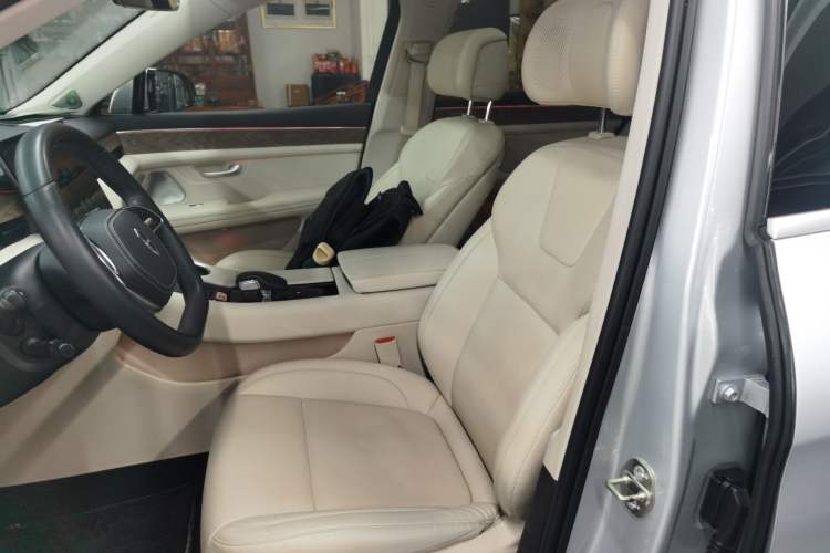 Used Hima AITO M5 2022 Extended-Range Four-Wheel Drive Performance Version Left Front Seat