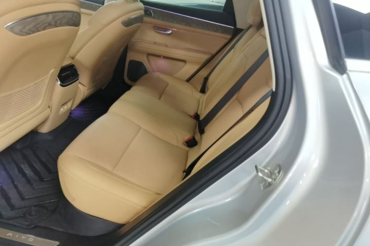 Used Hima AITO M5 2022 Extended-Range Four-Wheel Drive Ultimate Edition Left Rear Seat