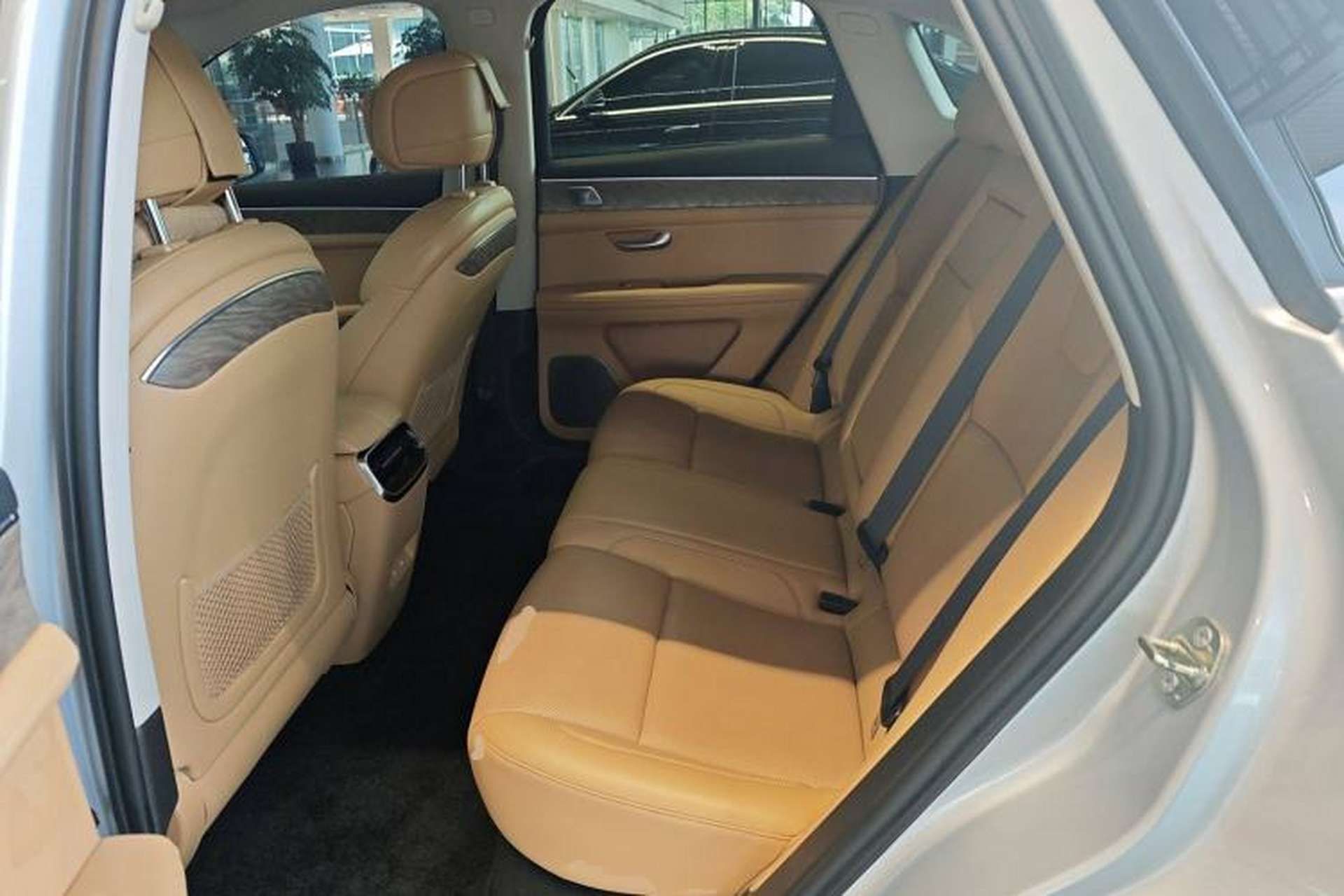 Used Hima AITO M5 2022 Range-Extended Rear-Drive Standard Version Left Rear Seat