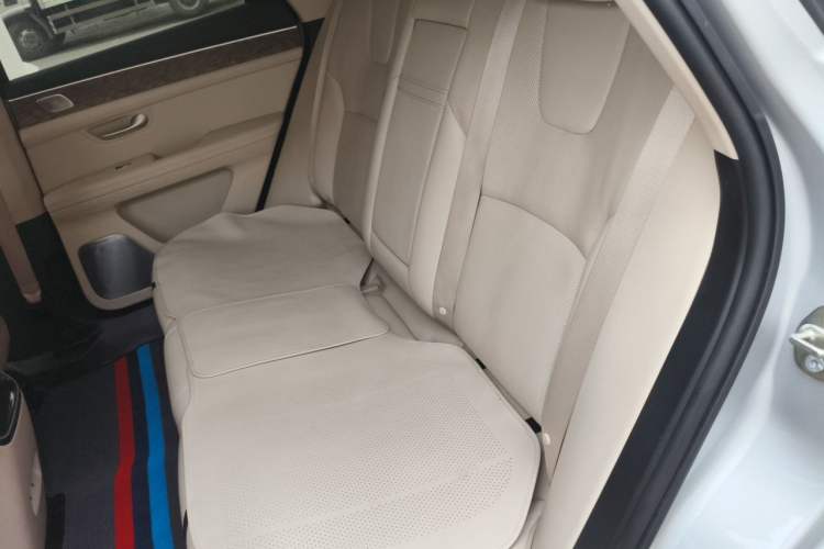 Used Hima AITO M5 2022 Range-Extended Rear-Drive Standard Version Left Rear Seat