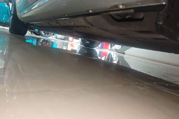 Used Hima AITO M5 2022 Extended-Range Four-Wheel Drive Flagship Edition Left Side Sill